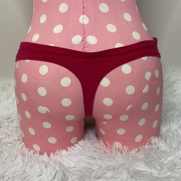 PINK Victoria’s Secret low rise fuchsia cotton gathered hip thong - Picture 3 of 5